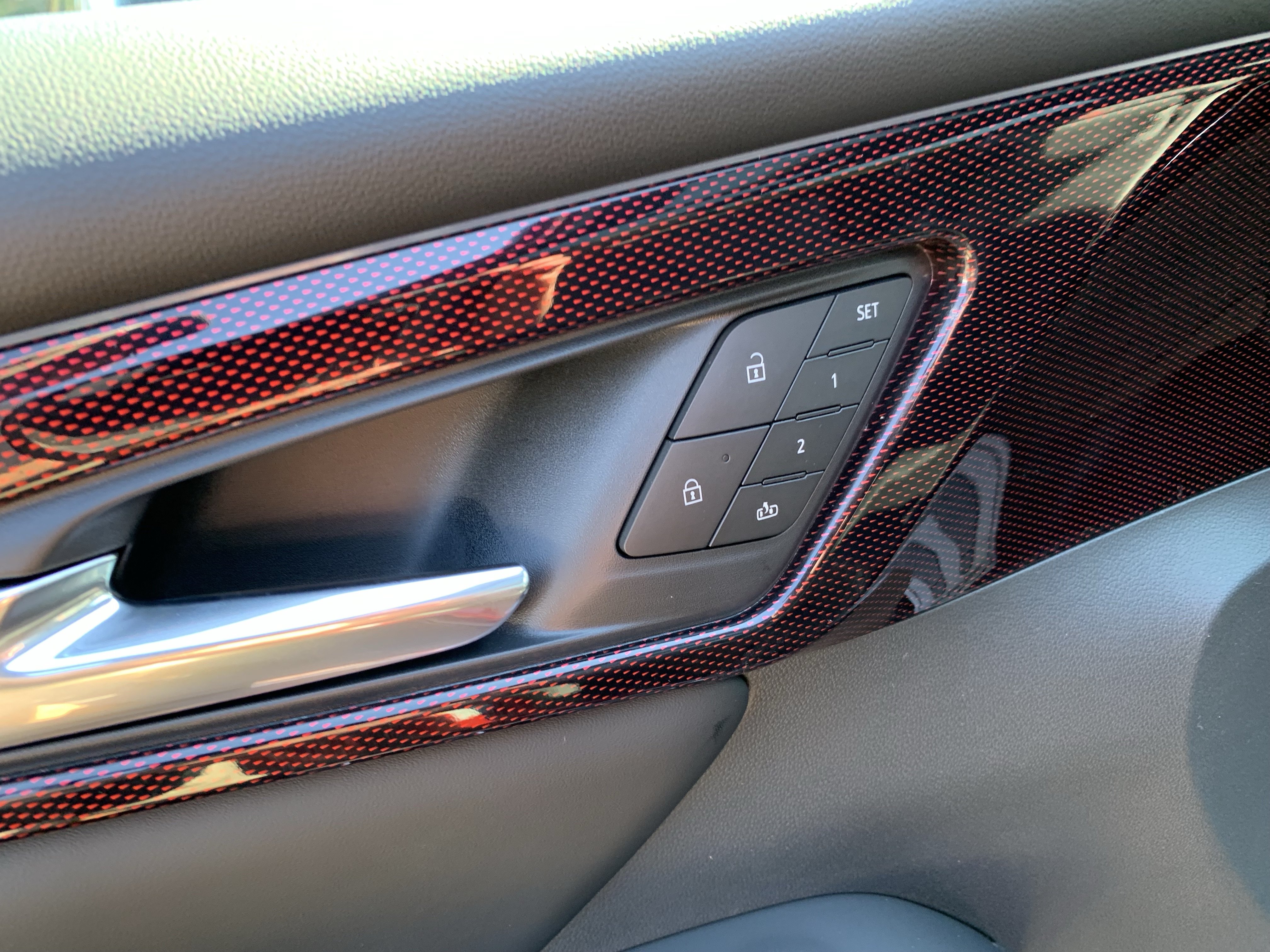 New 2027 Chevrolet Traverse RS w/ LPO, Floor Liner Package AWD/4WD image 7
