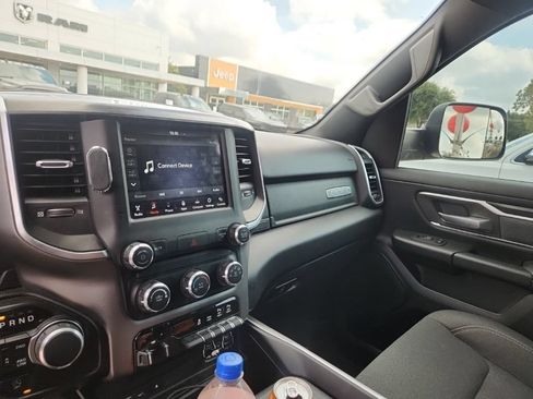 Used 2019 RAM 1500 Big Horn AWD/4WD image 18