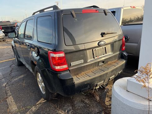 Used 2011 Ford Escape XLT image 10