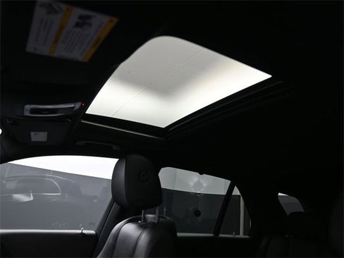 Used 2022 Mercedes-Benz GLE 350 image 11