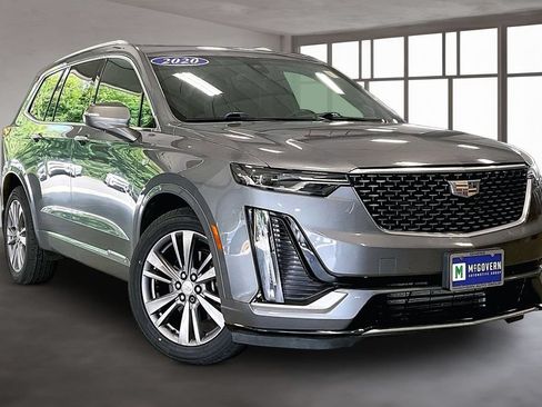 Used 2020 Cadillac XT6 Premium Luxury AWD/4WD image 3
