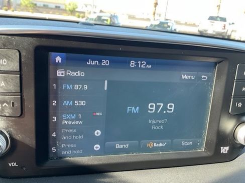 Used 2020 Hyundai Santa Fe SEL w/ Convenience Package FWD image 17