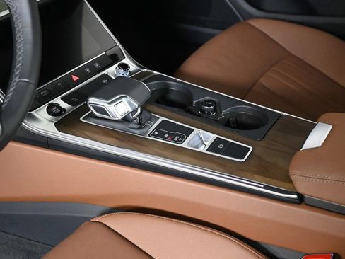 Certified 2025 Audi A6 2.0T Premium w/ Convenience Plus Package image 19