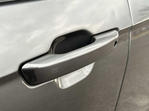 Used 2022 Jeep Grand Cherokee L Limited image 16