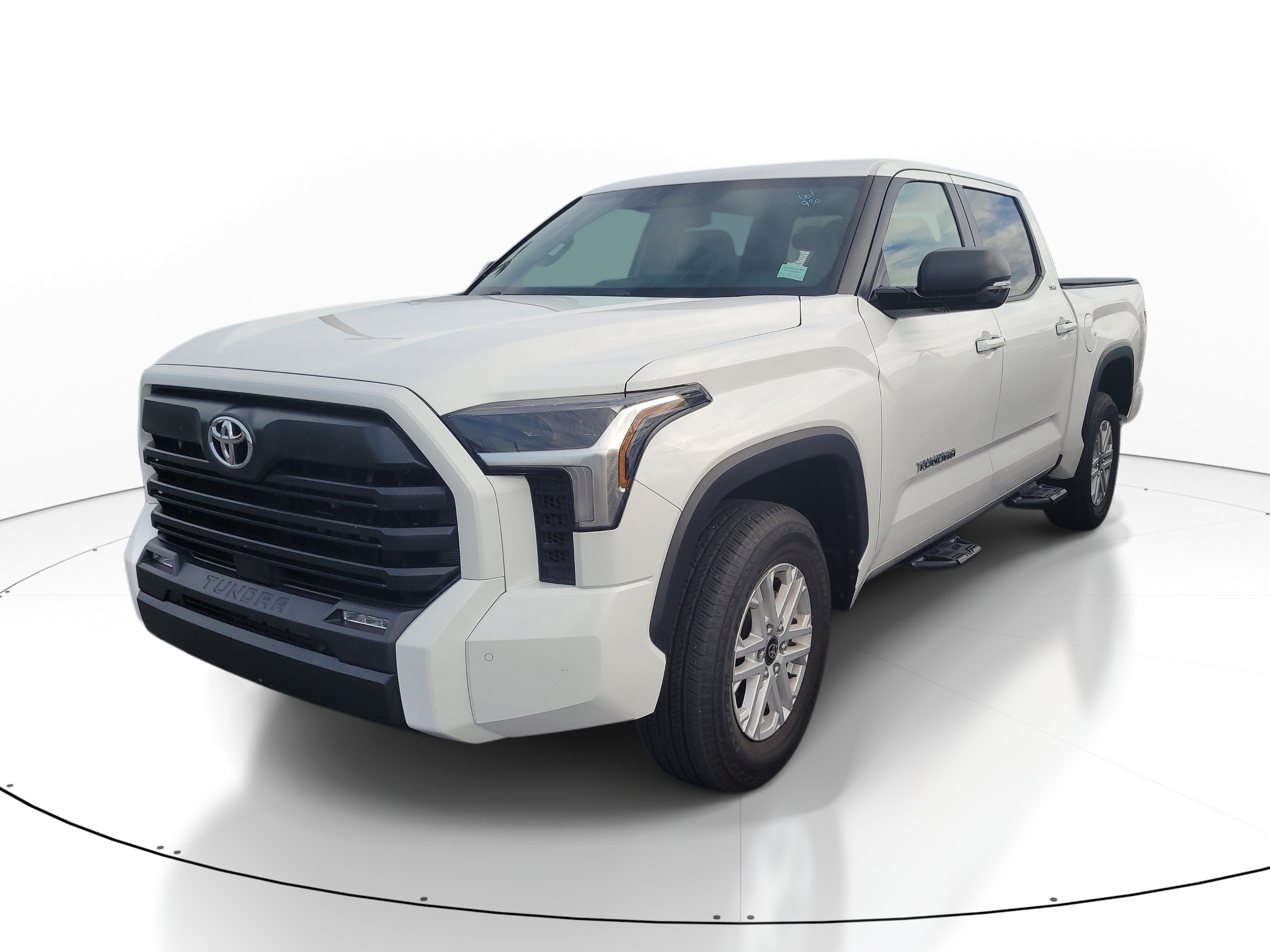 Used 2025 Toyota Tundra SR5 w/ SR5 Premium Package AWD/4WD image 3