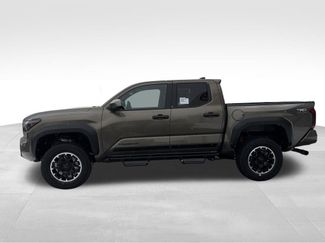 New 2026 Toyota Tacoma TRD Off-Road AWD/4WD video 2