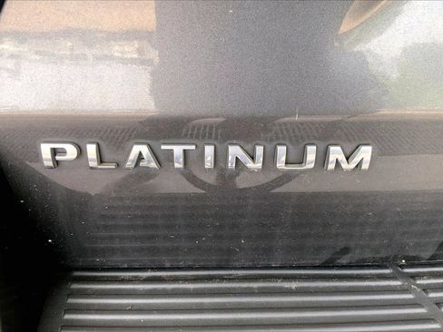 Used 2021 Ford Expedition Max Platinum RWD image 9