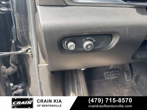 Used 2019 Chevrolet Traverse LS image 28