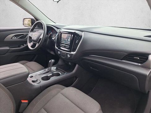 Used 2019 Chevrolet Traverse LS image 17