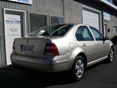 Used 2004 Volkswagen Jetta GLS image 25