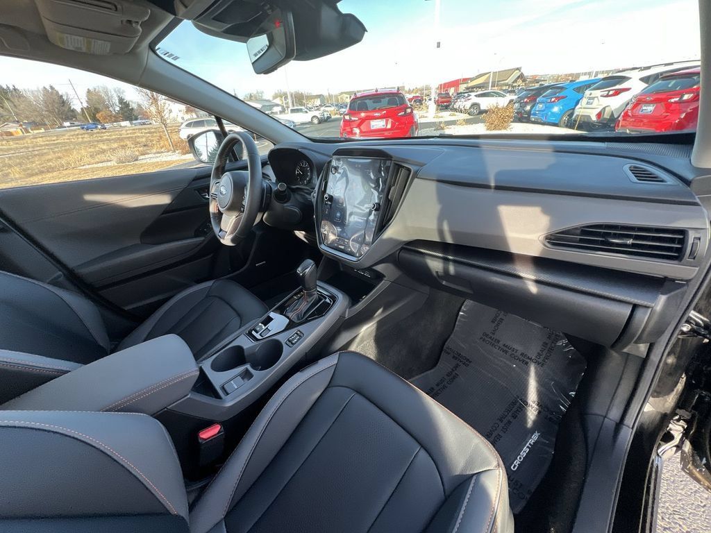 Used 2024 Subaru Crosstrek 2.5i Limited w/ Crosstrek Mirror Package AWD/4WD image 29