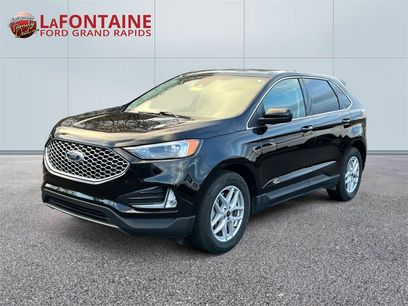 Used 2024 Ford Edge SEL w/ Convenience Package