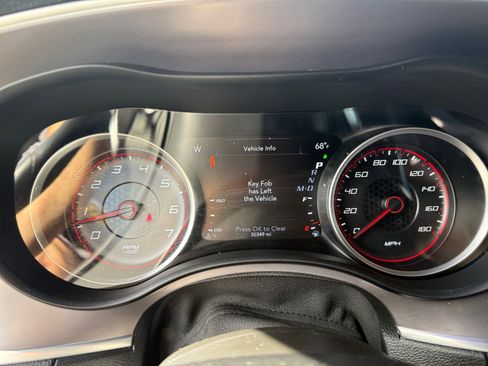 Used 2022 Dodge Charger Scat Pack w/ Driver Convenience Group image 24