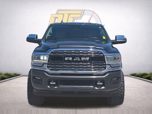 Used 2022 RAM 2500 Limited AWD/4WD image 3