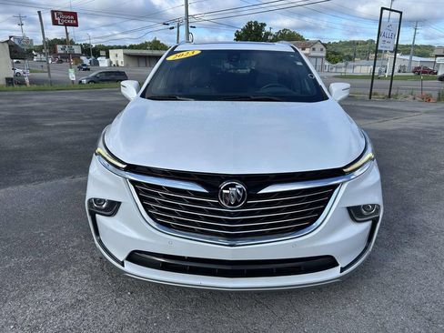 Used 2023 Buick Enclave Premium w/ Experience Buick Package FWD image 9