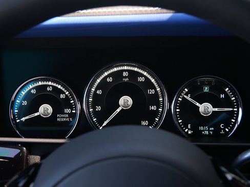 Used 2023 Rolls-Royce Cullinan w/ Cullinan Package AWD/4WD image 16