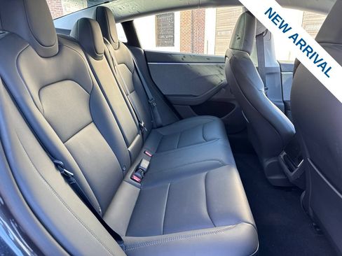 Used 2025 Tesla Model 3 Long Range RWD image 11
