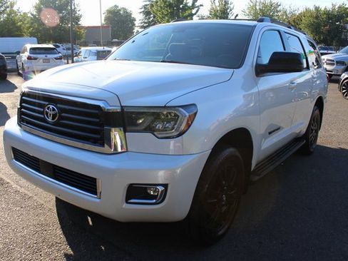 Used 2022 Toyota Sequoia TRD Sport image 7
