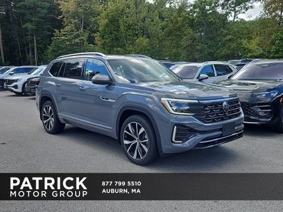 New 2026 Volkswagen Atlas SEL Premium R-Line