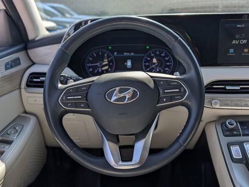 Used 2020 Hyundai Palisade SEL w/ Premium Package FWD image 17