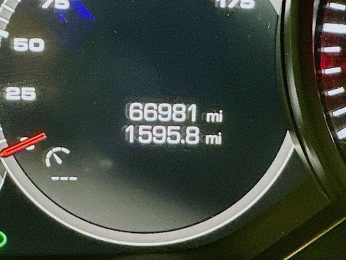 Used 2019 Porsche Cayenne image 14