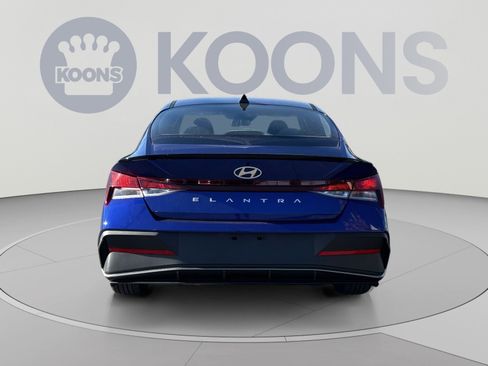 New 2026 Hyundai Elantra Sport FWD image 5