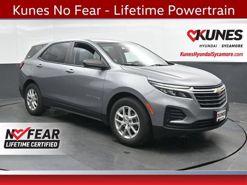 Used 2023 Chevrolet Equinox LS w/ LS Convenience Package FWD image 1