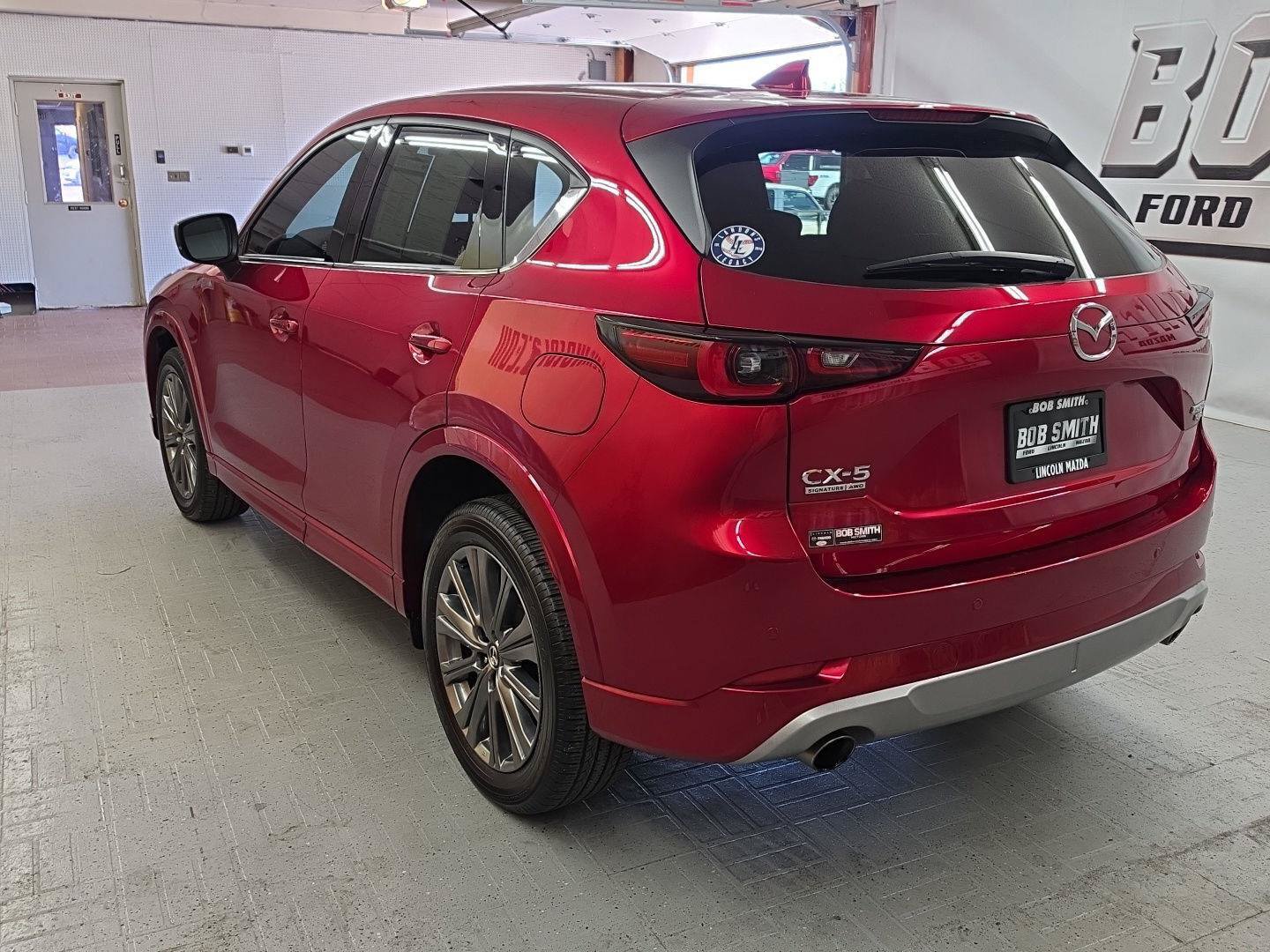 Used 2024 MAZDA CX-5 Signature AWD/4WD image 5
