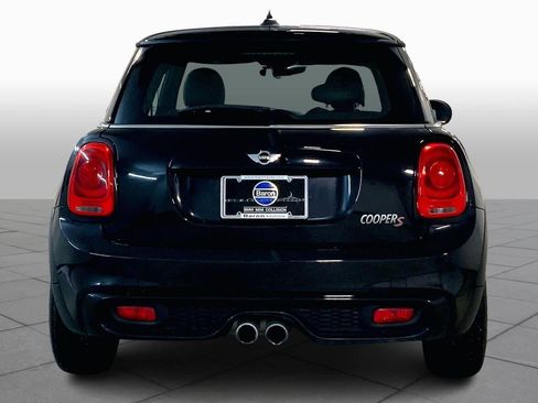 Used 2015 MINI Cooper S image 5