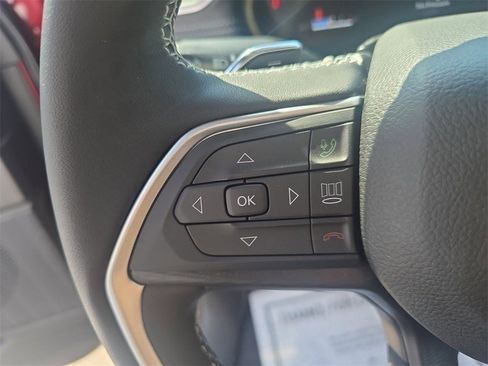 New 2025 Jeep Grand Cherokee L Altitude image 17