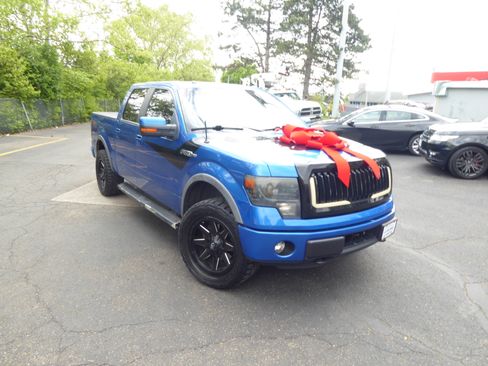 Used 2014 Ford F150 FX4 w/ Equipment Group 402A Luxury AWD/4WD image 2