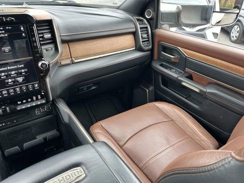 Used 2019 RAM 3500 Limited w/ Max Tow Package image 15