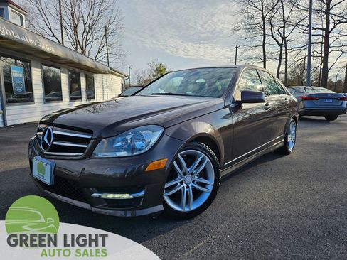 Used 2014 Mercedes-Benz C 300 4MATIC Sedan image 1