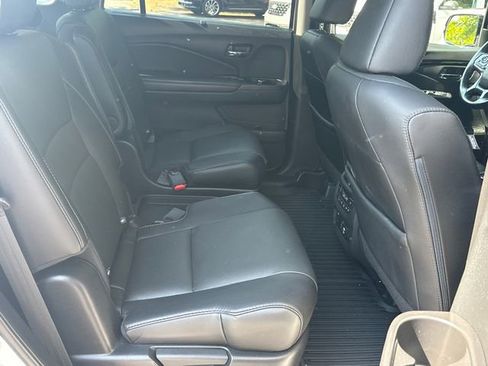 Used 2021 Honda Pilot Elite image 19