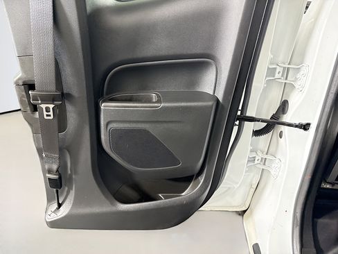 Used 2022 Chevrolet Colorado LT w/ Fleet Safety Package RWD image 27