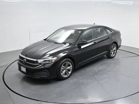 Used 2024 Volkswagen Jetta SE FWD image 50