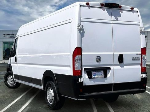 Used 2023 RAM ProMaster 3500 FWD image 10