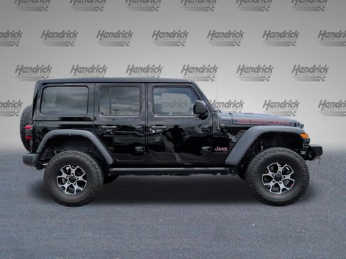 Used 2022 Jeep Wrangler Unlimited Rubicon w/ LED Lighting Group AWD/4WD image 6