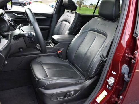 Used 2022 Jeep Grand Cherokee L Overland AWD/4WD image 12