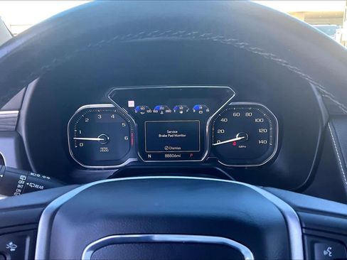 Used 2021 GMC Yukon SLT w/ SLT Premium Package image 26