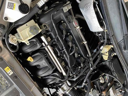 Used 2009 Ford Focus SE FWD image 25