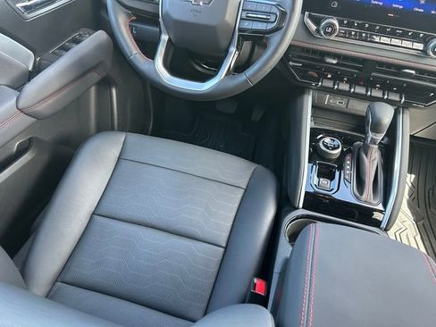 Used 2025 Chevrolet Colorado Z71 w/ Technology Package image 14