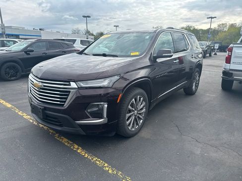 Used 2023 Chevrolet Traverse Premier AWD/4WD image 5