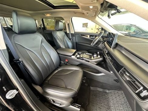 Used 2023 Lincoln Nautilus Reserve w/ Monochromatic Package AWD/4WD image 22
