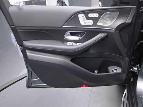 Used 2026 Mercedes-Benz GLS 450 4MATIC image 22