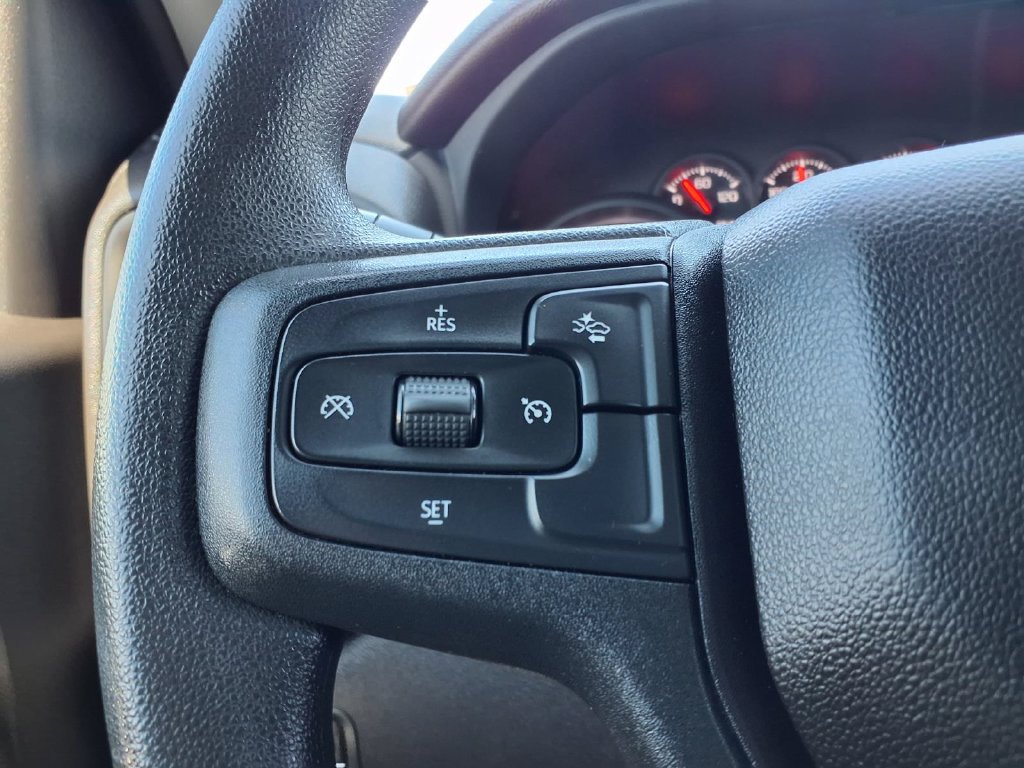 Used 2024 Chevrolet Silverado 1500 Custom AWD/4WD image 29