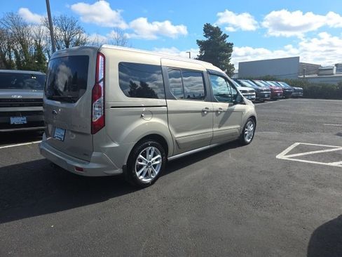 Used 2014 Ford Transit Connect Titanium image 5