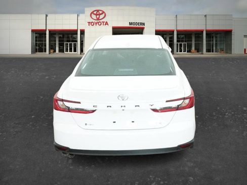 New 2026 Toyota Camry SE FWD image 2