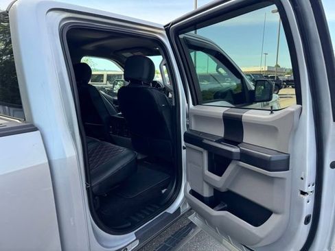 Used 2019 Ford F150 XL w/ Equipment Group 101A Mid AWD/4WD image 15