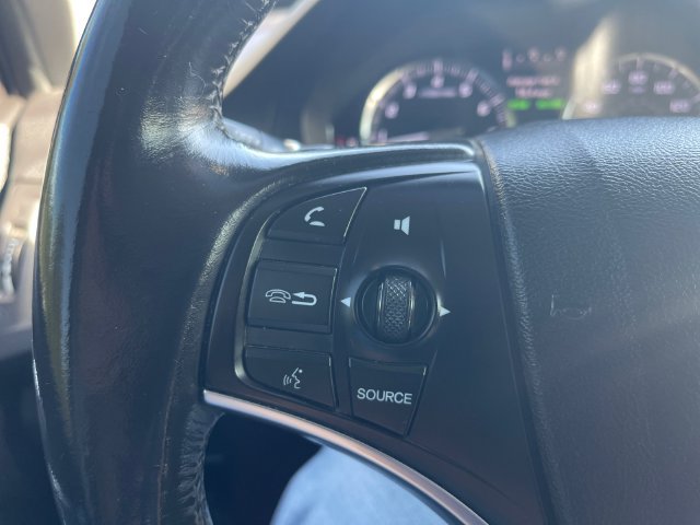 Used 2017 Acura MDX w/ Technology Package AWD/4WD image 25